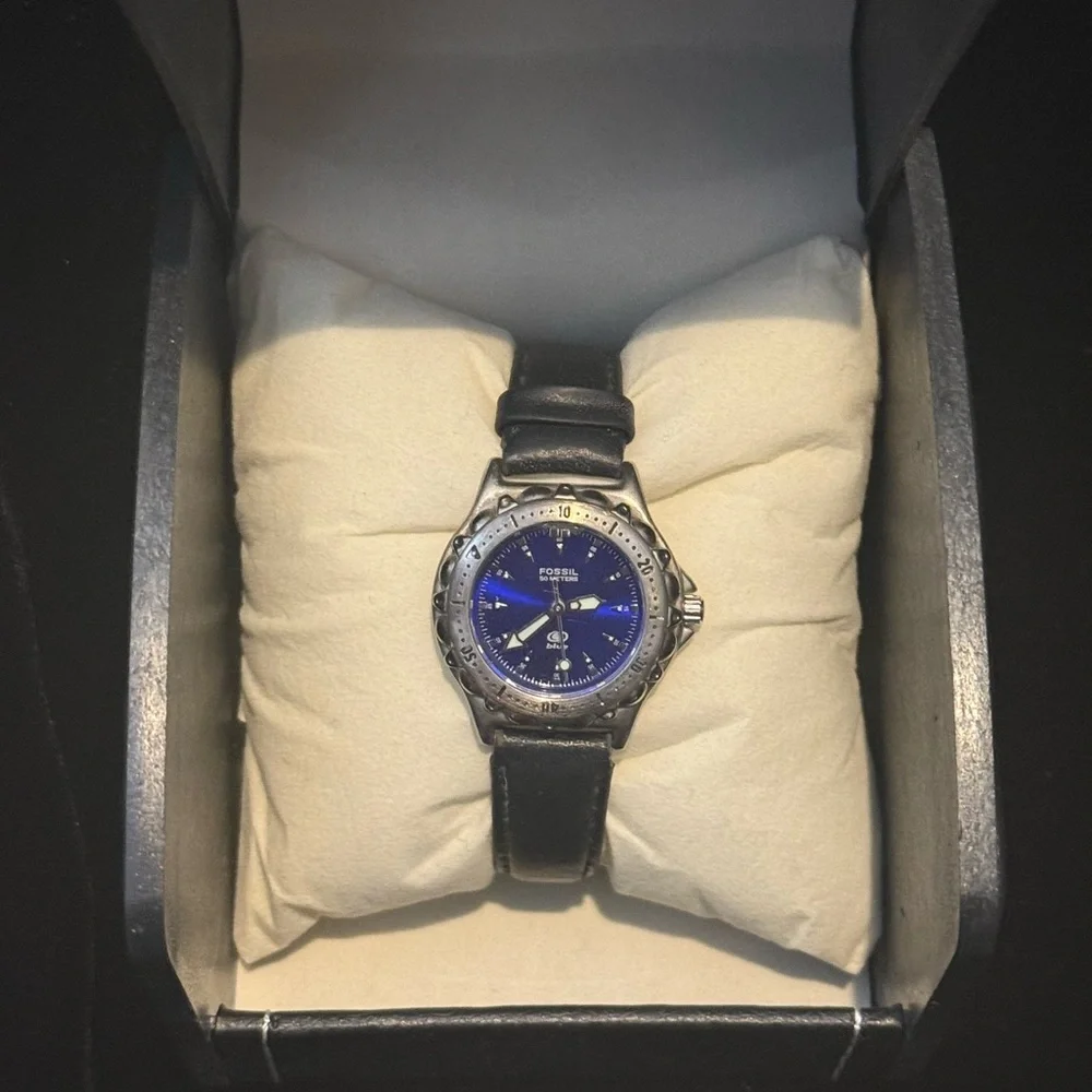 Vintage Fossil Blue Stainless Steel Watch | Blue Dial | Y2K